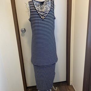 Kristin‎ Nicole maxi dress